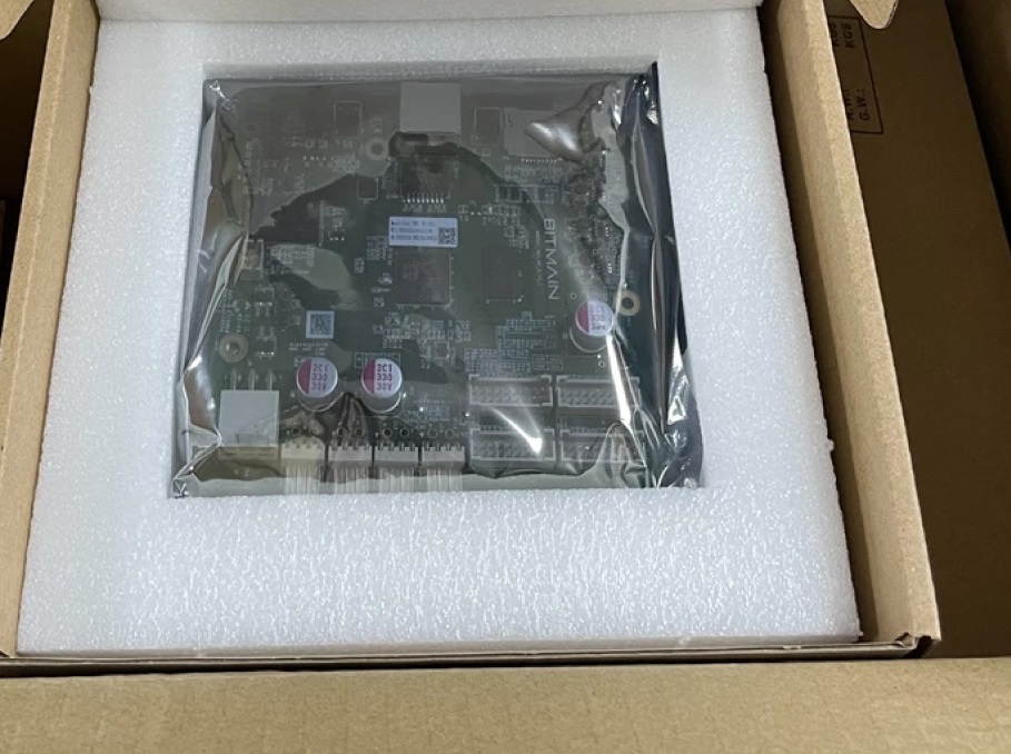 Bitmain-Antminer-L7-Control-Board-C55.jpg